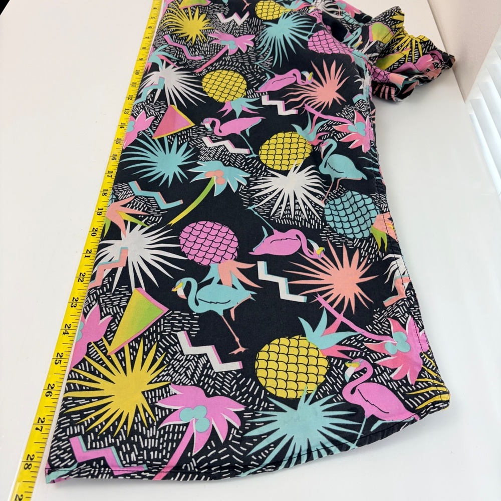 NEFF Mens M Flamingo Pineapple Tropical Print Button Down Shirt Black Vacation - Picture 7 of 8